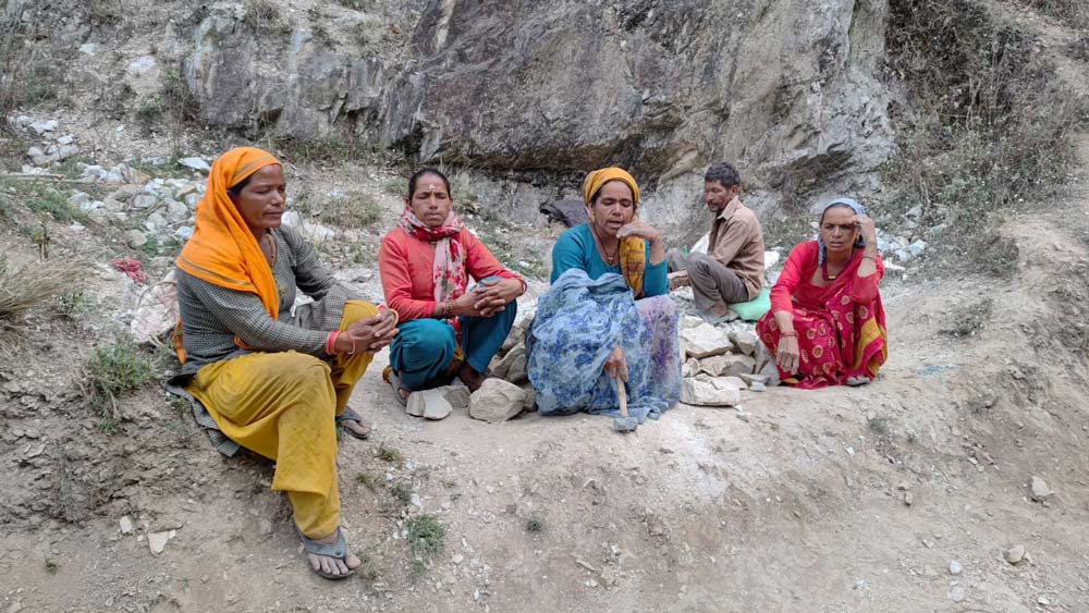 हलियालाई छैन गाँसबास, उम्मेदवारलाई भोट पाउने आस