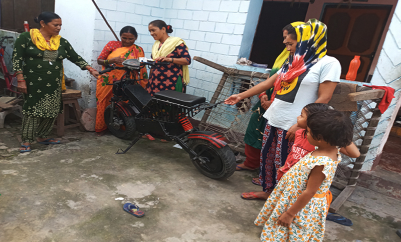 विद्युतीय मोटरसाइकल आविष्कारक धनगढीका सोहनको परिवारमा खुसी