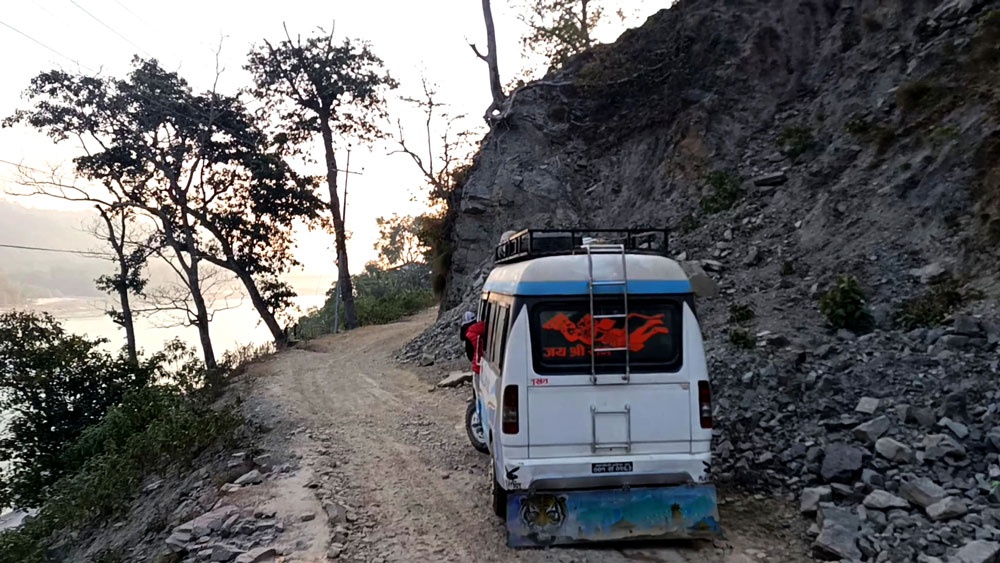 विकासमा फड्को मार्दै हिमाली