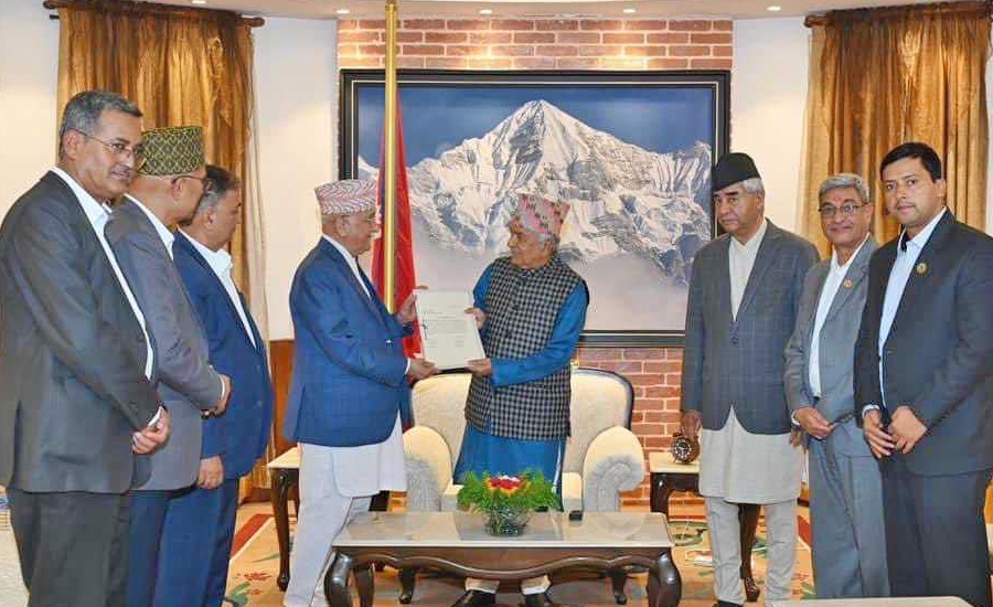 केपी शर्मा ओली प्रधानमन्त्रीमा नियुक्त