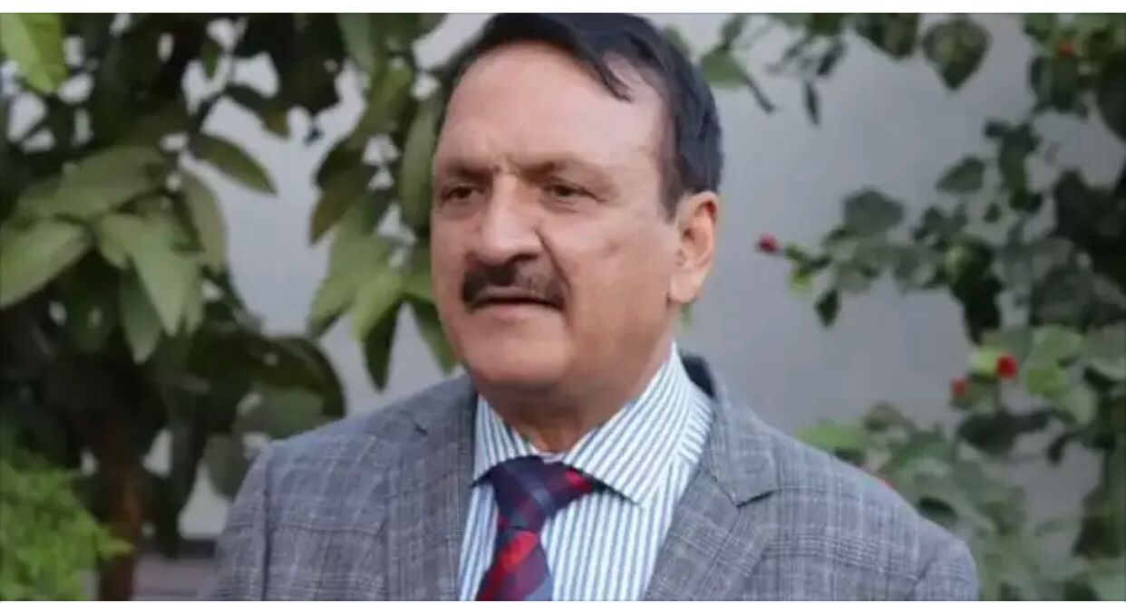 जी-२० मुलुकका अर्थमन्त्रीस्तरीय बैठकमा भाग लिन अर्थमन्त्री डा महत भारत प्रस्थान