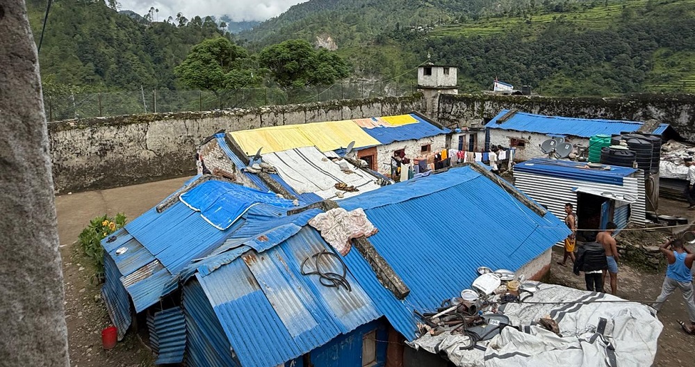 बाजुराका कैदीबन्दीलाई अछाम र नेपालगञ्ज सरुवा
