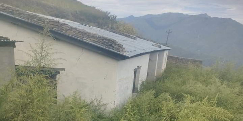 बाजुरामा हराउदै सहकारी बचत खोज्दै सदस्य