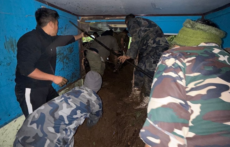 इलाममा पहिरोमा परी ज्यान गुमाउनेको सङ्ख्या २८ पुग्यो