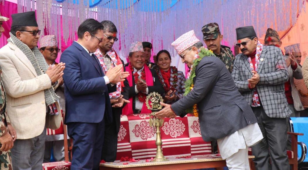 प्रतिबद्धताअनुसार कर्णालीमा विकासको काम भइरहेको छ : उपप्रधानमन्त्री खड्का