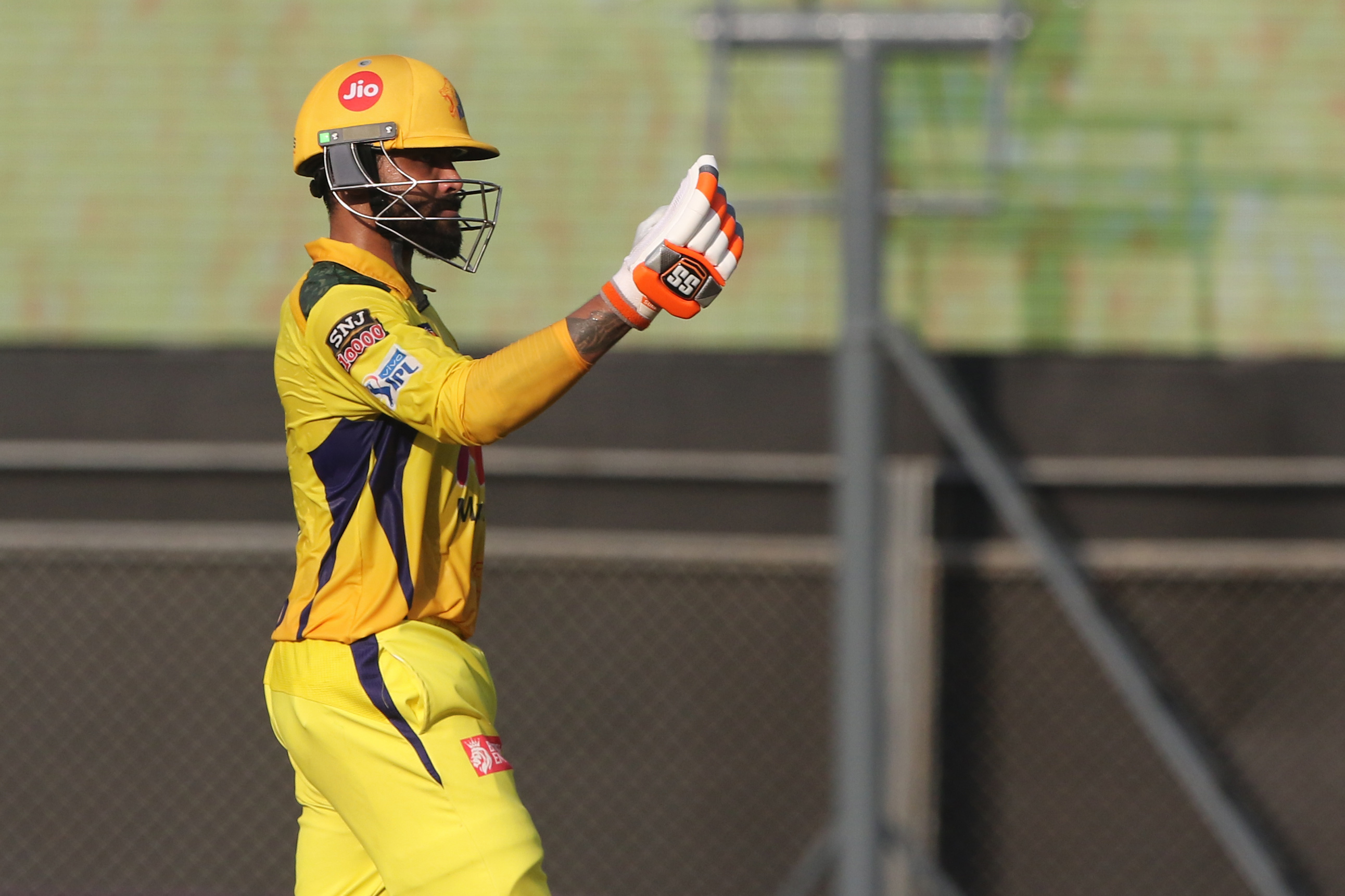 आईपीएल २०२६ : जडेजा एक दशकपछि राजस्थानमा फर्किए, सामसन चेन्नईकाे टाेलीमा