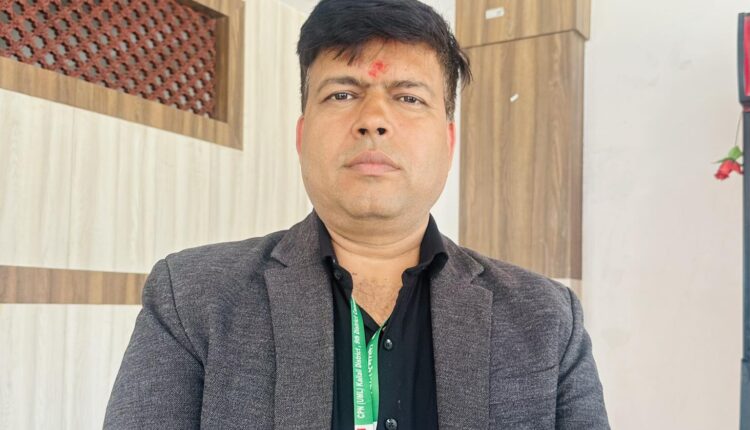 नेकपा एमाले कैलालीको अध्यक्षमा ढंगाना निर्बाचित