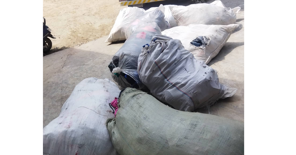 कैलाली कञ्चनपुरबाट २ लाख बढीको अबैध सामान बरामद