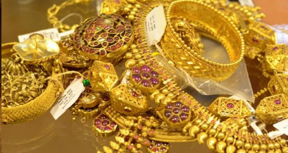 आज  सुनको मूल्य सामान्य बढेको र  चाँदीको मुल्य भने घटेको छ