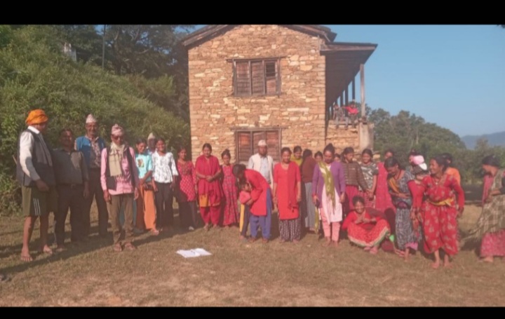 मङ्गलसैन नगरपालिका १० को लुगाडा औडिपाटा टोल , जहाँ महिला र वृद्ध बाहेक युवा कोहि छैनन्