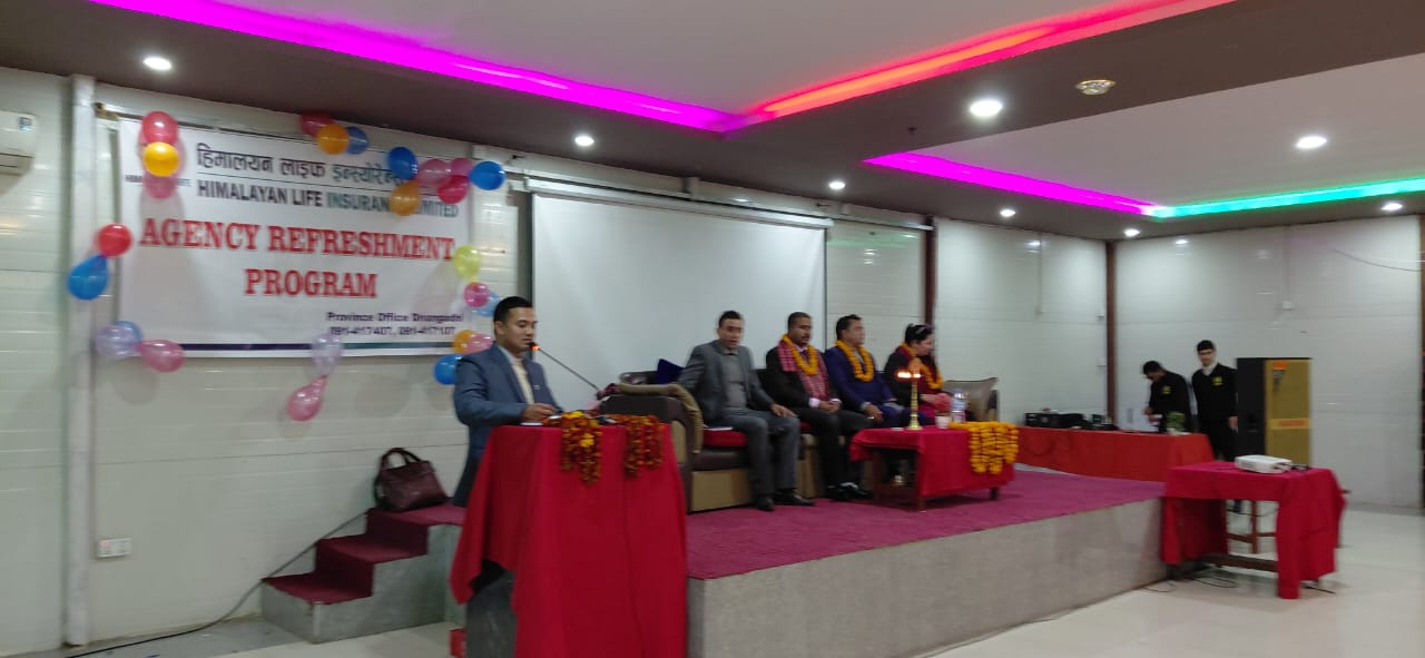 हिमालयलाईफ ईन्सोरेन्सको धनगढीको आयोजनामा अभिकर्ता पुर्नताजकी  कार्यक्रम सम्पन्न