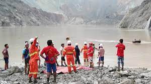 म्यान्मारको खानीमा बेपत्ताको संख्या सय पुग्यो